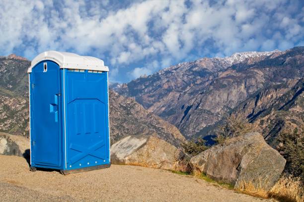Porta potty delivery and setup in Red Corral, CA